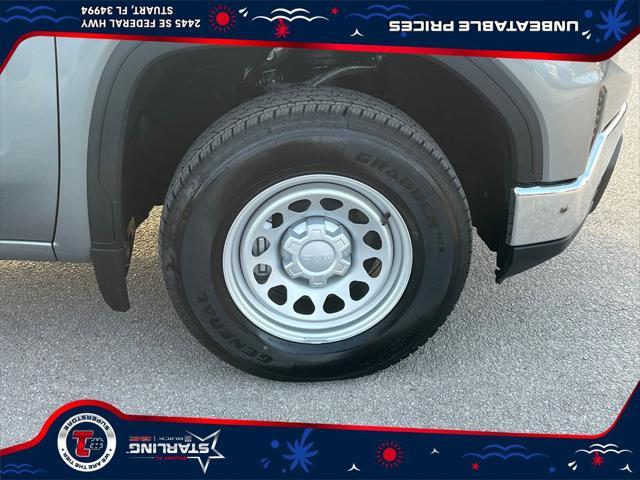 new 2025 GMC Sierra 1500 car, priced at $40,254