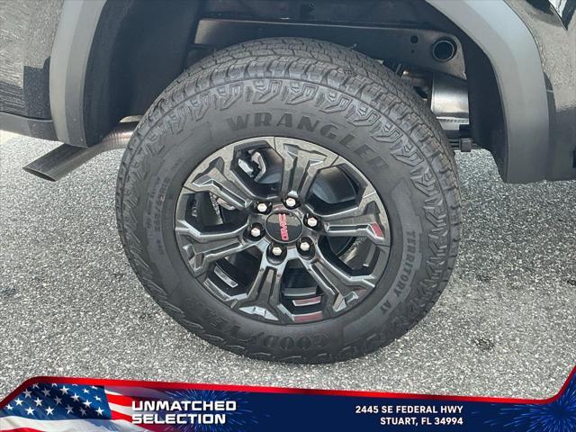 new 2025 GMC Canyon car, priced at $39,417