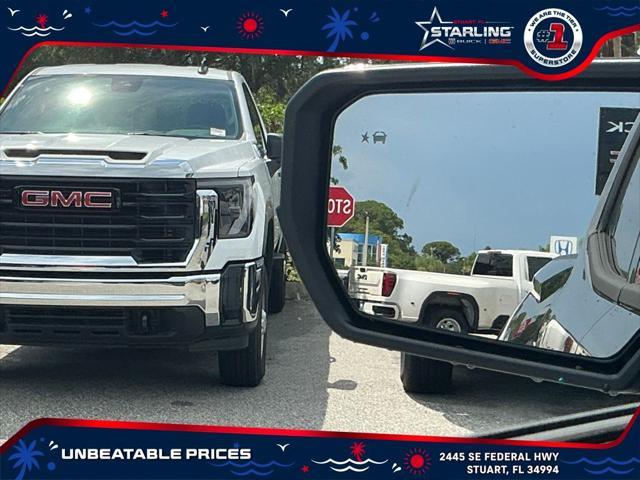 new 2025 GMC Canyon car, priced at $39,417