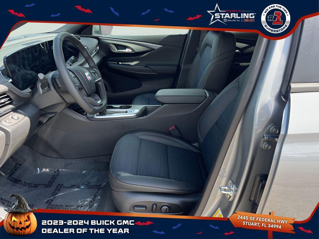 new 2025 Buick Envista car, priced at $24,625