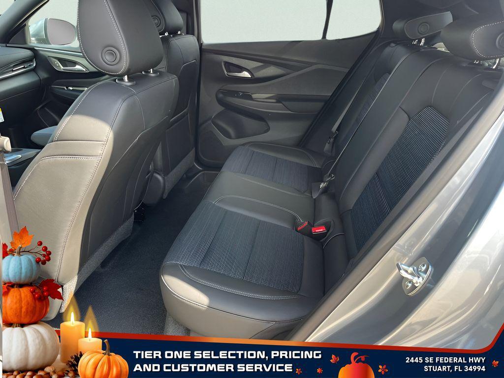 new 2025 Buick Envista car, priced at $24,625