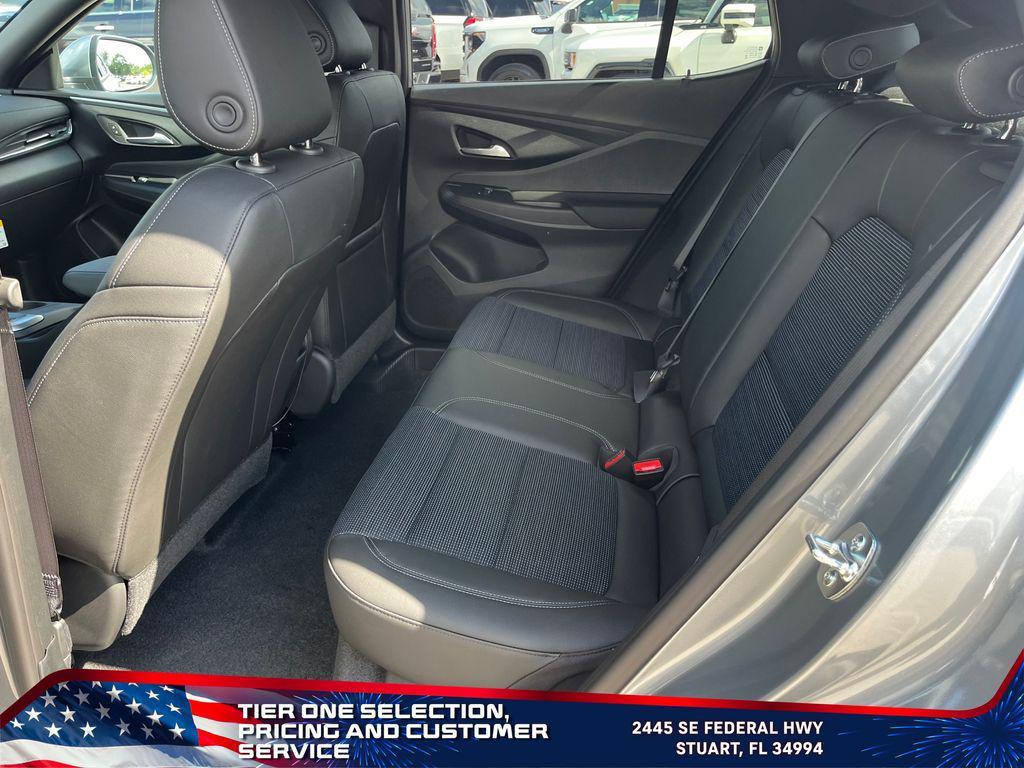 new 2025 Buick Envista car, priced at $24,625