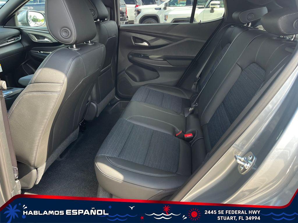 new 2025 Buick Envista car, priced at $24,625