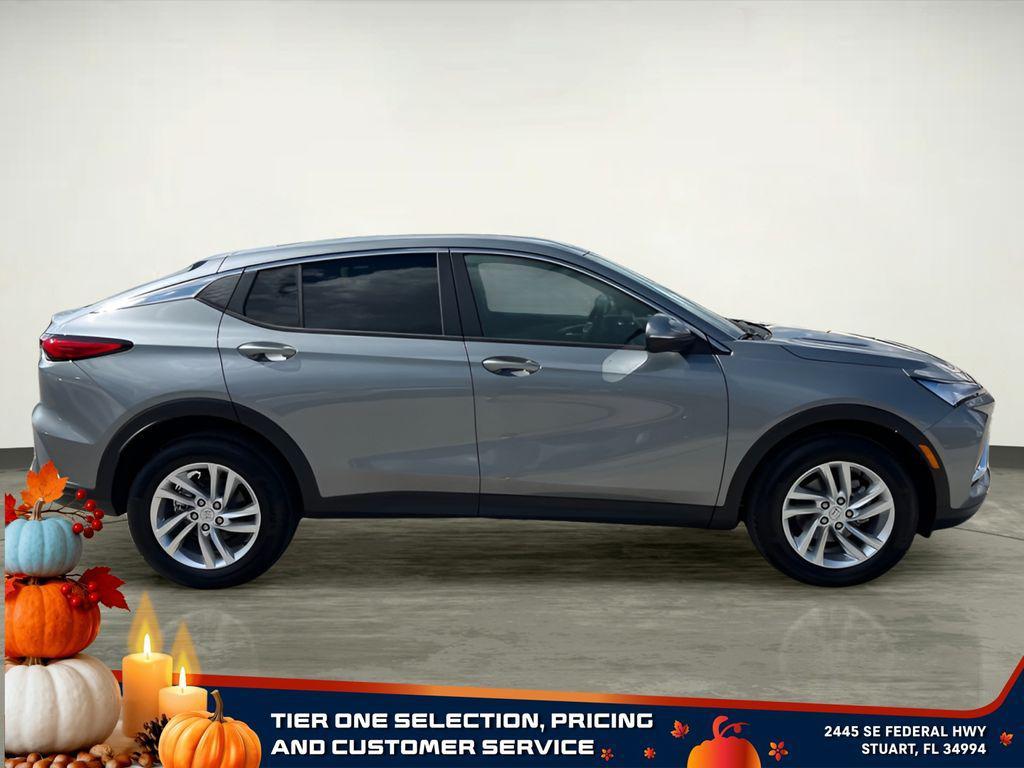 new 2025 Buick Envista car, priced at $24,625