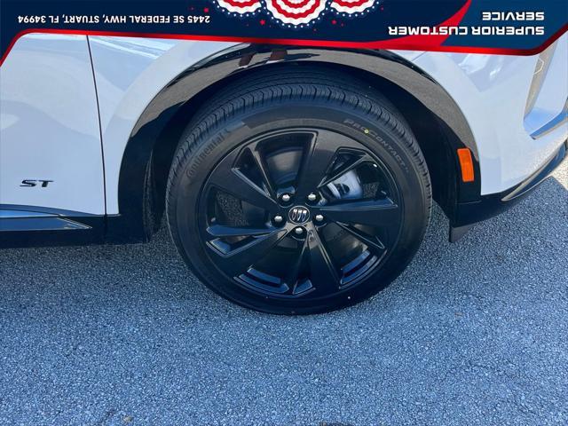 new 2025 Buick Envision car, priced at $40,400