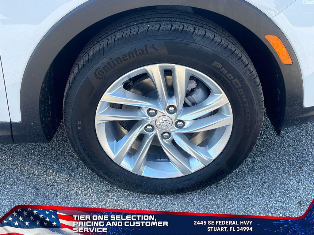 new 2025 Buick Envista car, priced at $23,230