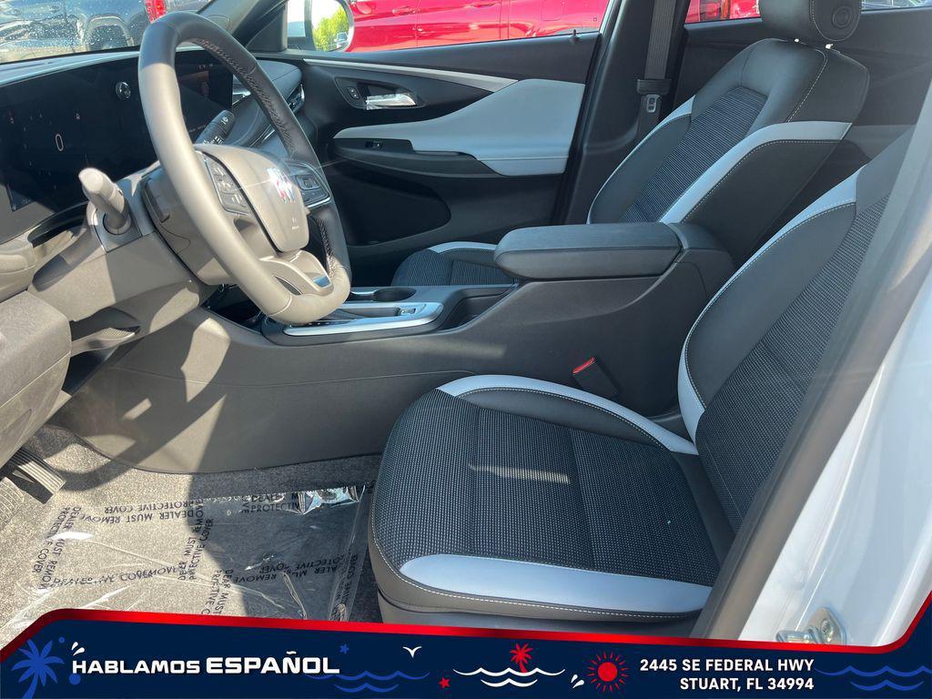 new 2025 Buick Envista car, priced at $23,230