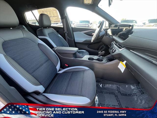 new 2025 Buick Envista car, priced at $25,800