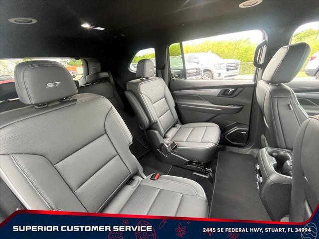 new 2025 Buick Enclave car, priced at $50,005