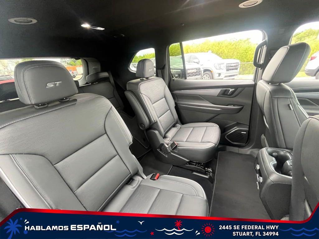 new 2025 Buick Enclave car, priced at $45,685