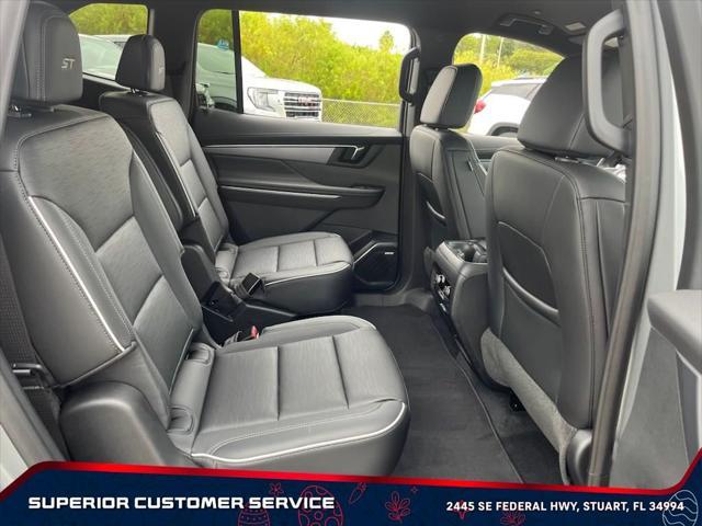 new 2025 Buick Enclave car, priced at $50,005