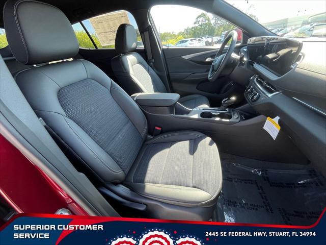new 2025 Buick Envista car, priced at $26,258