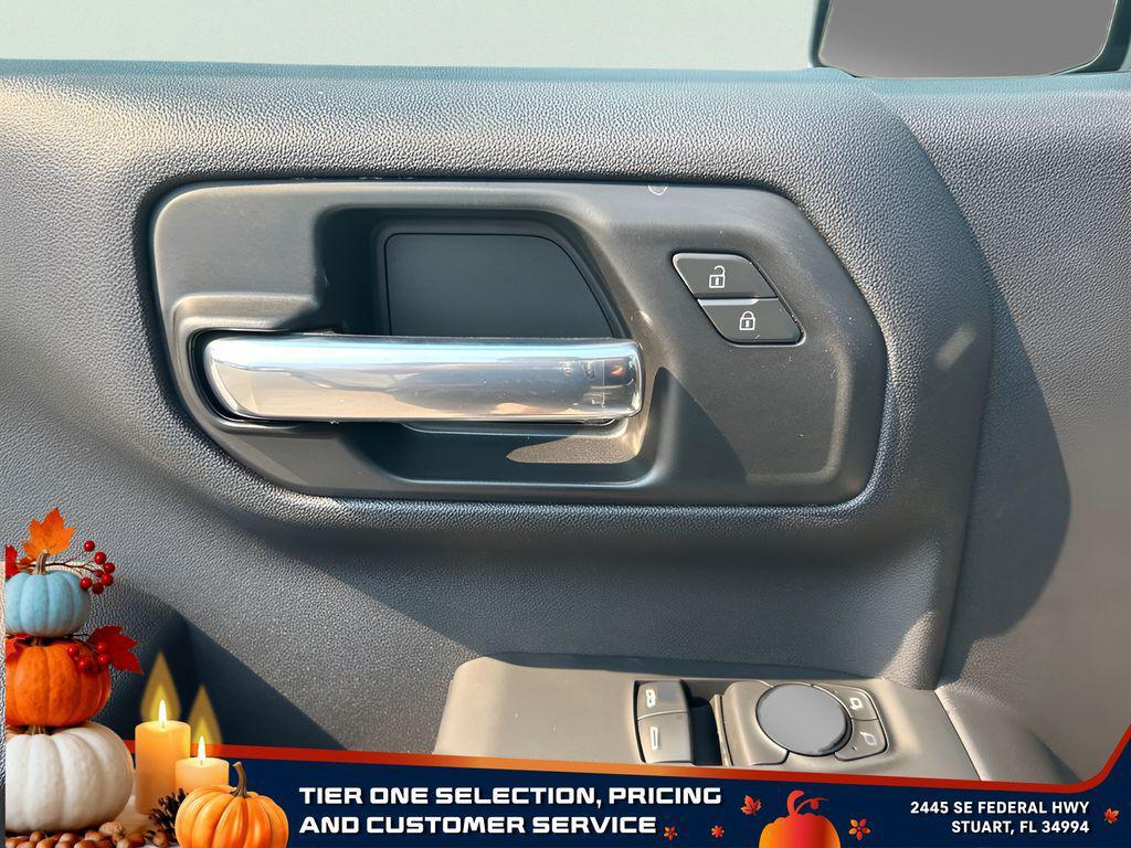 new 2025 GMC Sierra 1500 car, priced at $33,868