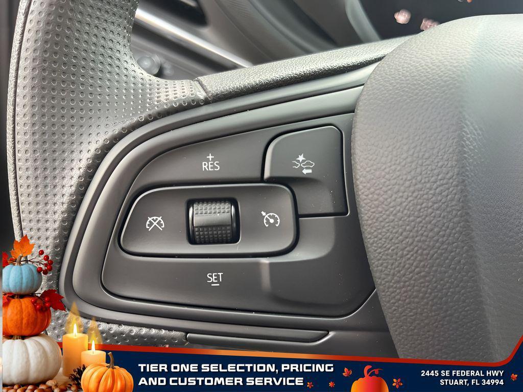 new 2025 Buick Envista car, priced at $23,880