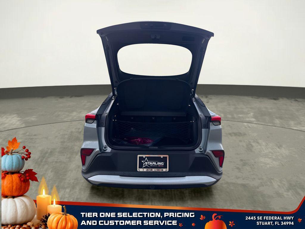 new 2025 Buick Envista car, priced at $23,880