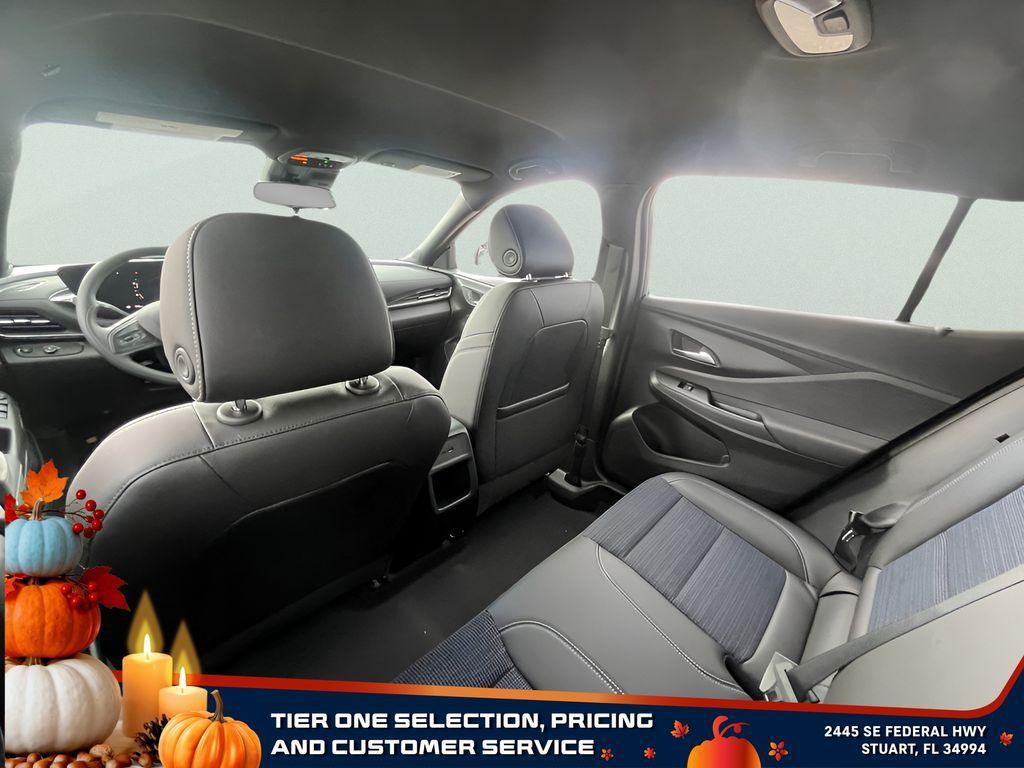 new 2025 Buick Envista car, priced at $23,880