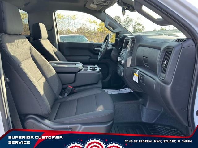 new 2025 GMC Sierra 1500 car, priced at $32,000