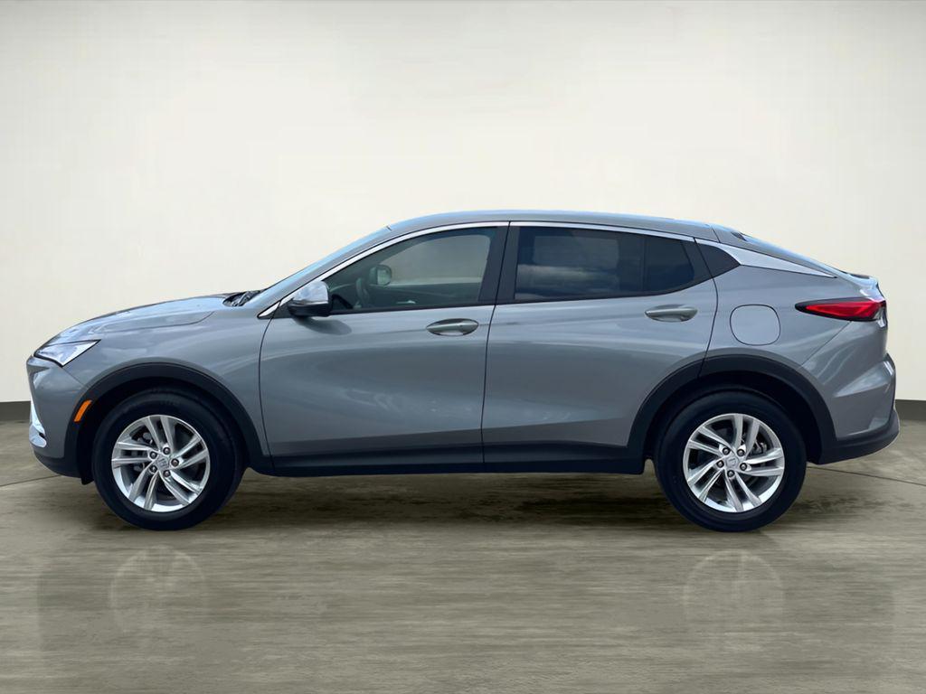 new 2025 Buick Envista car, priced at $24,375