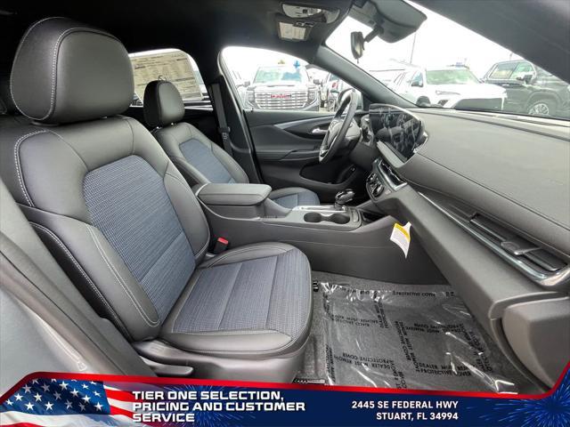 new 2025 Buick Envista car, priced at $26,924