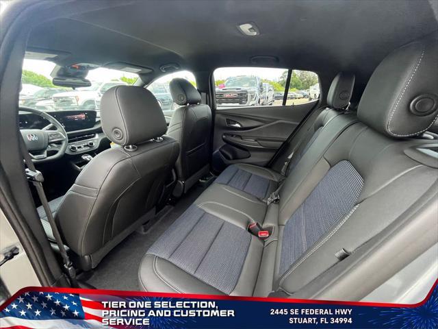 new 2025 Buick Envista car, priced at $26,924