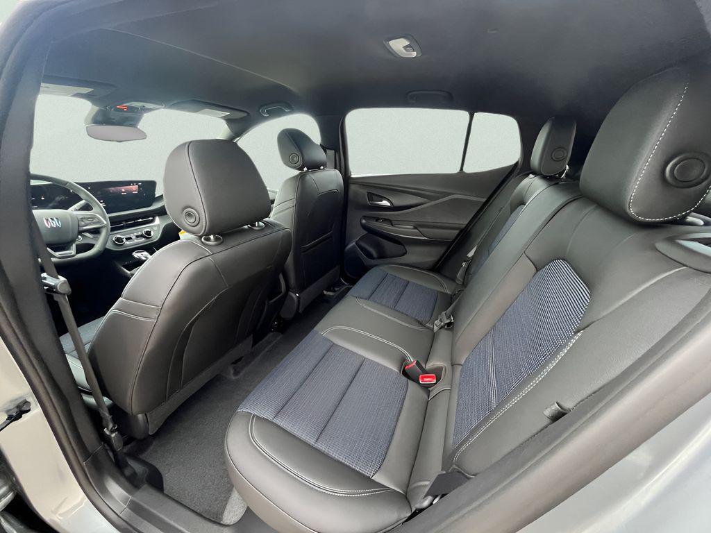 new 2025 Buick Envista car, priced at $24,375