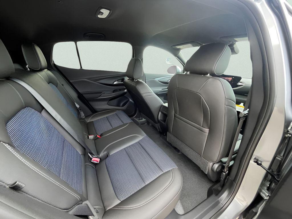 new 2025 Buick Envista car, priced at $24,375