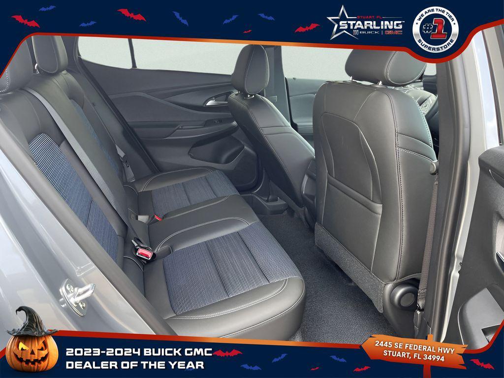 new 2025 Buick Envista car, priced at $24,375