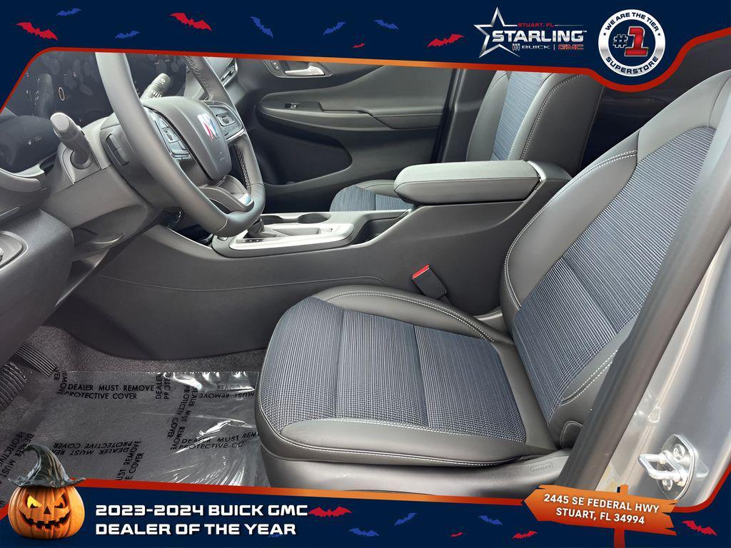 new 2025 Buick Envista car, priced at $24,375
