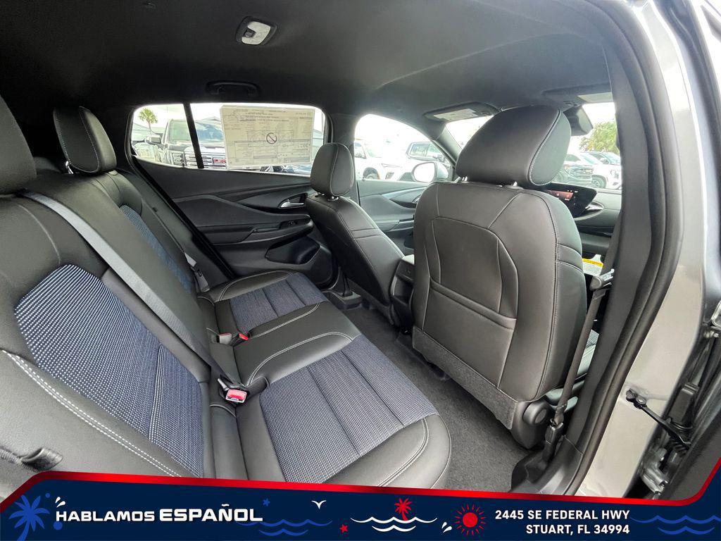 new 2025 Buick Envista car, priced at $24,375