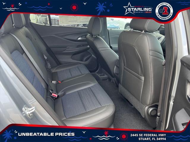 new 2025 Buick Envista car, priced at $26,924