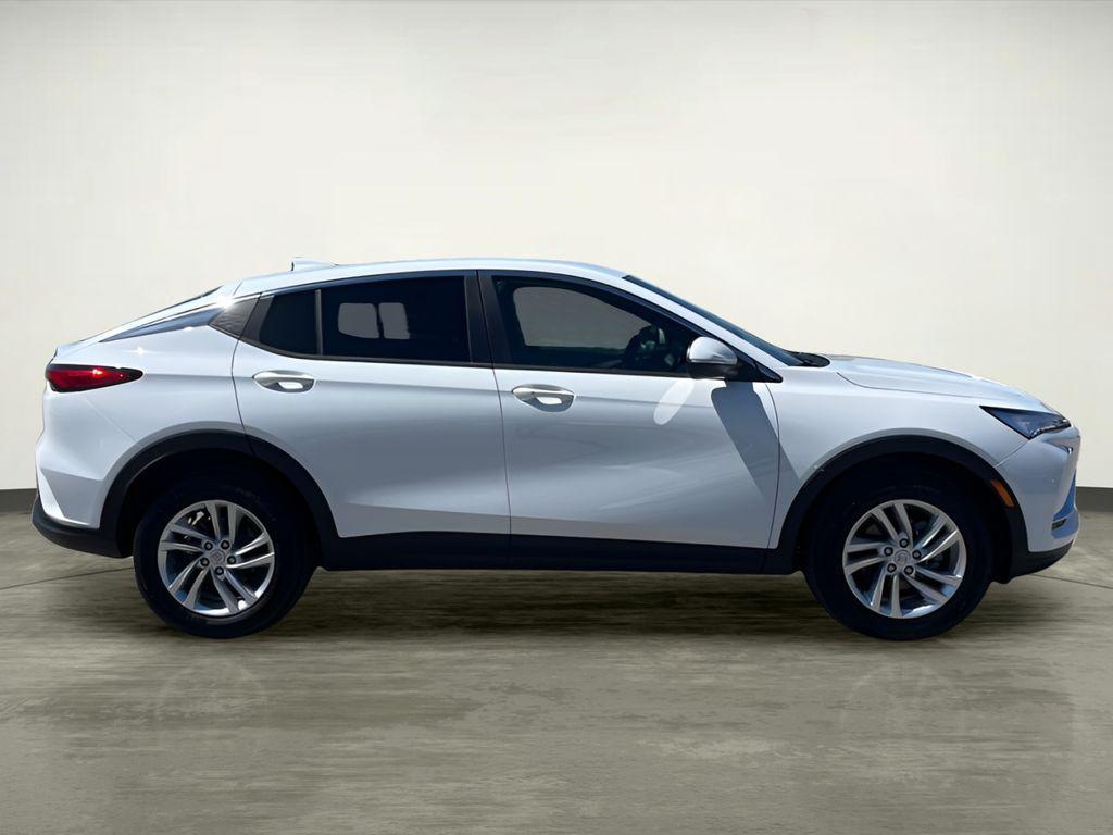 new 2025 Buick Envista car, priced at $23,530