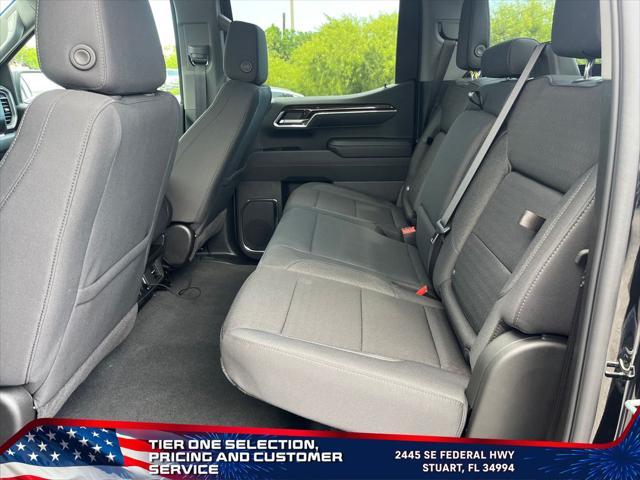 new 2025 GMC Sierra 1500 car, priced at $42,004