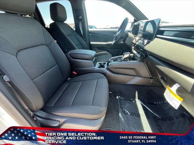 new 2025 GMC Canyon car, priced at $39,732