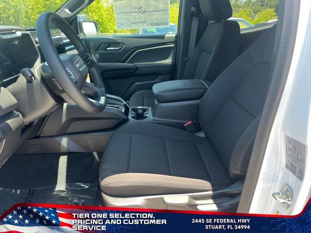 new 2025 GMC Canyon car, priced at $39,732