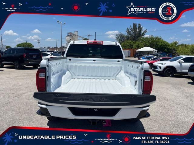 new 2025 GMC Canyon car, priced at $39,732