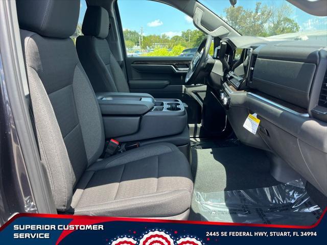 new 2025 GMC Sierra 1500 car, priced at $45,279