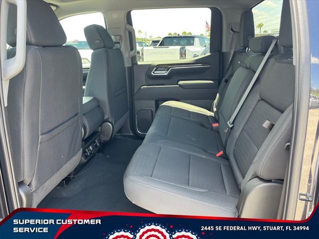 new 2025 GMC Sierra 1500 car, priced at $45,279
