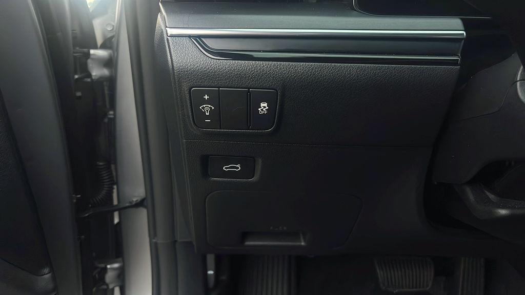 used 2025 Kia K5 car, priced at $26,601