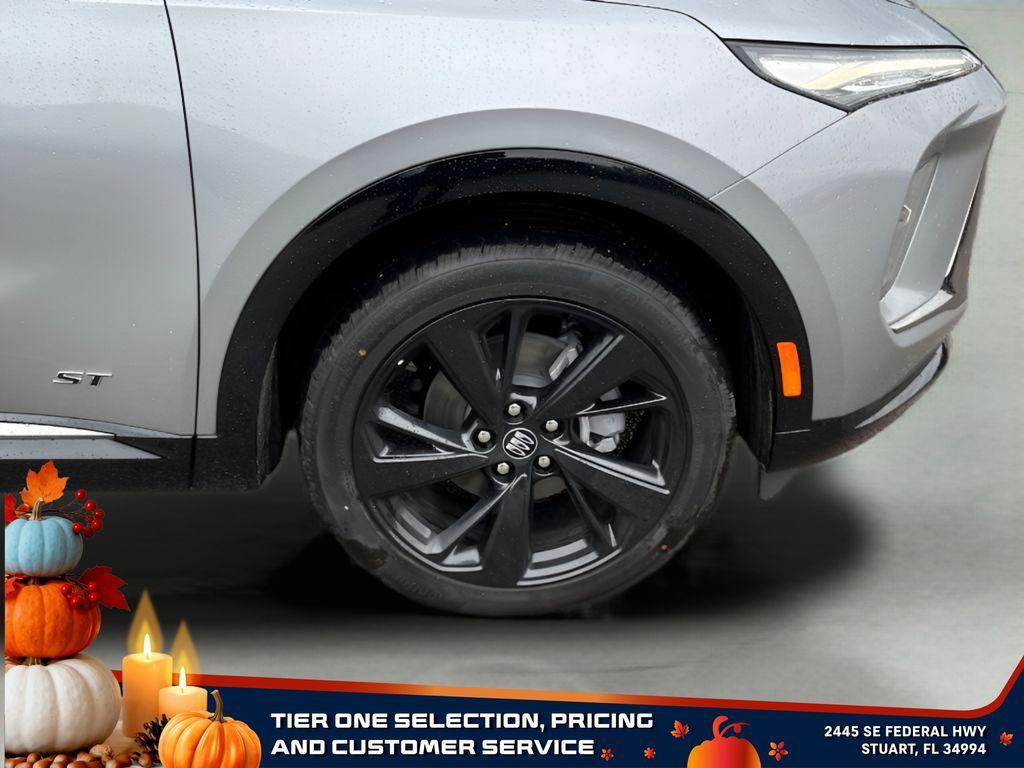 new 2025 Buick Envision car, priced at $37,510