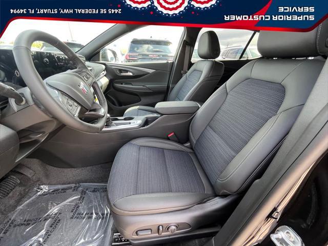 new 2025 Buick Envista car, priced at $26,096