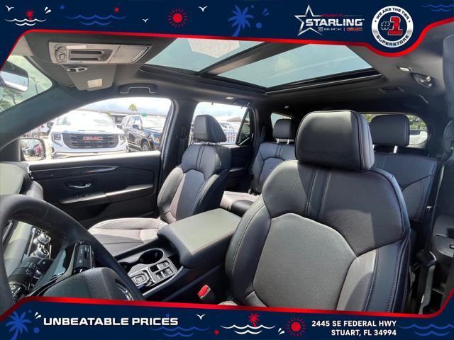used 2025 Honda Pilot car, priced at $50,999