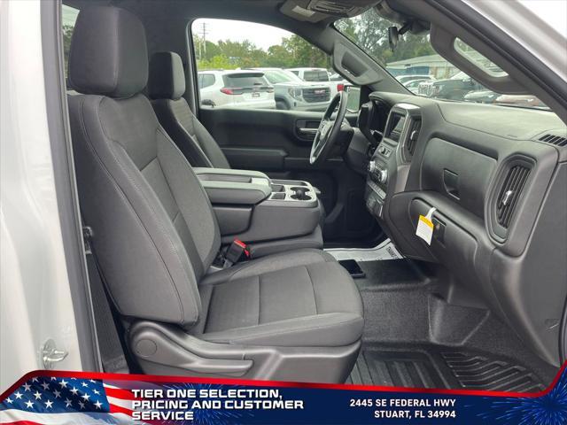 new 2025 GMC Sierra 1500 car, priced at $34,678
