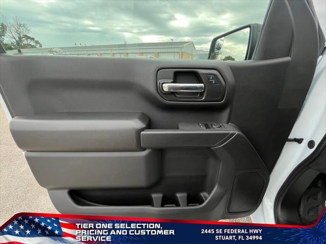 new 2025 GMC Sierra 1500 car, priced at $34,678