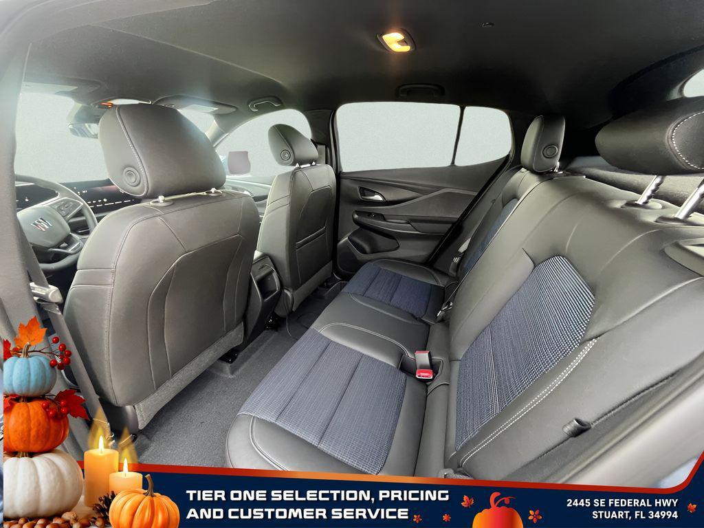 new 2025 Buick Envista car, priced at $24,625