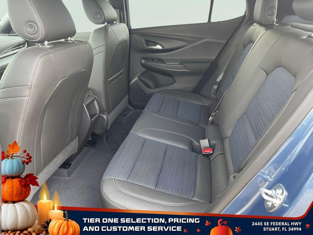 new 2025 Buick Envista car, priced at $24,625