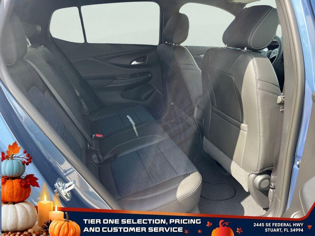 new 2025 Buick Envista car, priced at $24,625