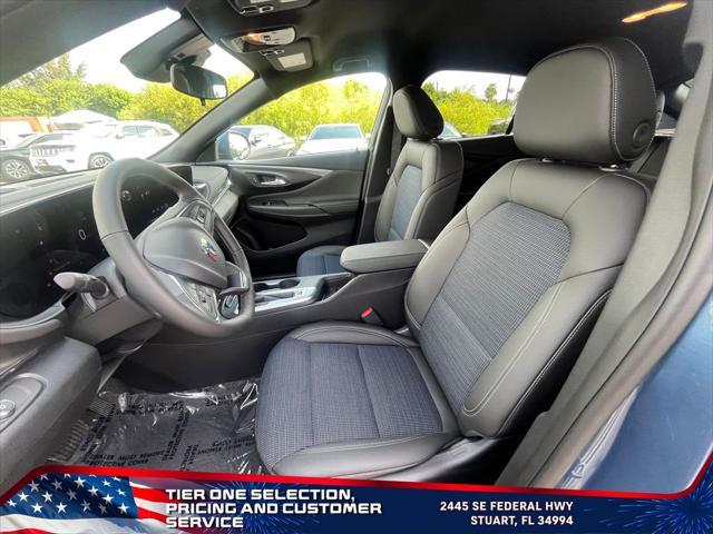 new 2025 Buick Envista car, priced at $27,174