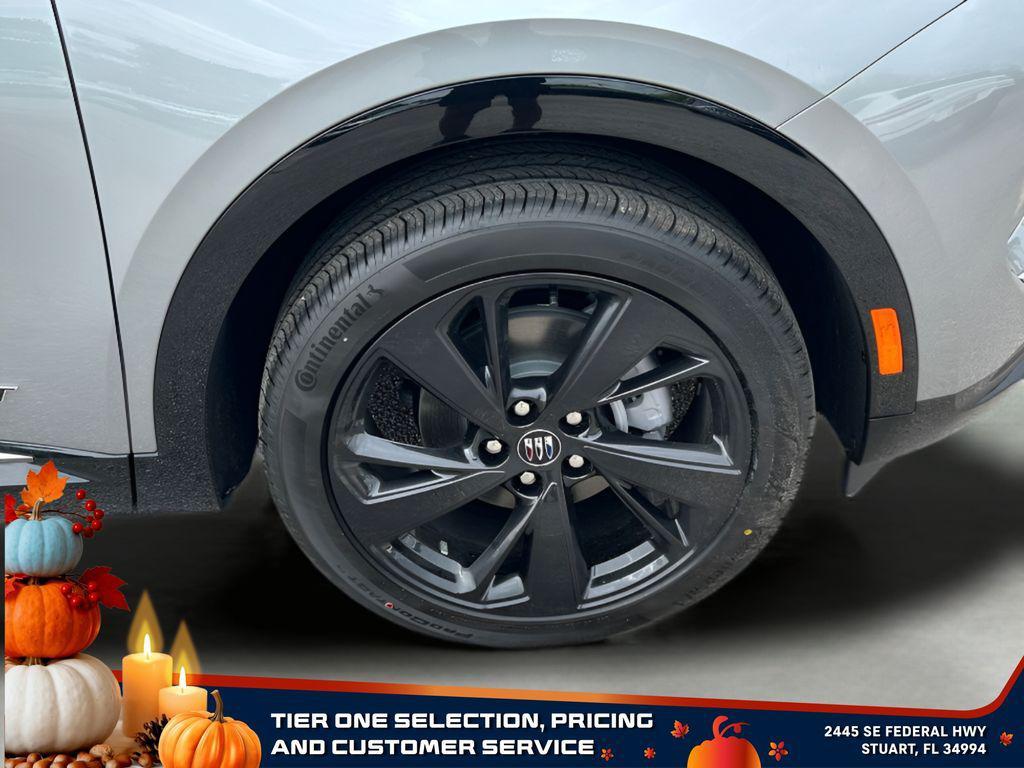 new 2025 Buick Envision car, priced at $37,810