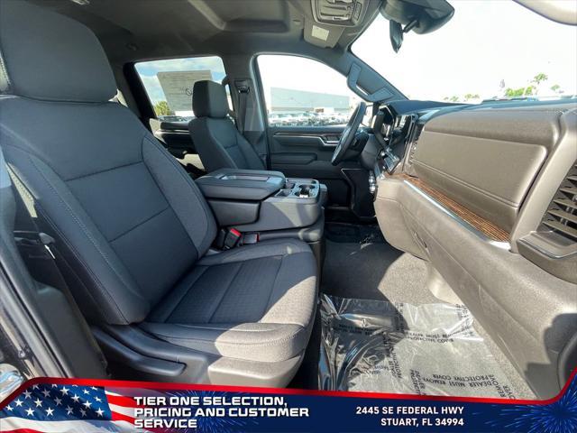 new 2025 GMC Sierra 1500 car, priced at $41,266
