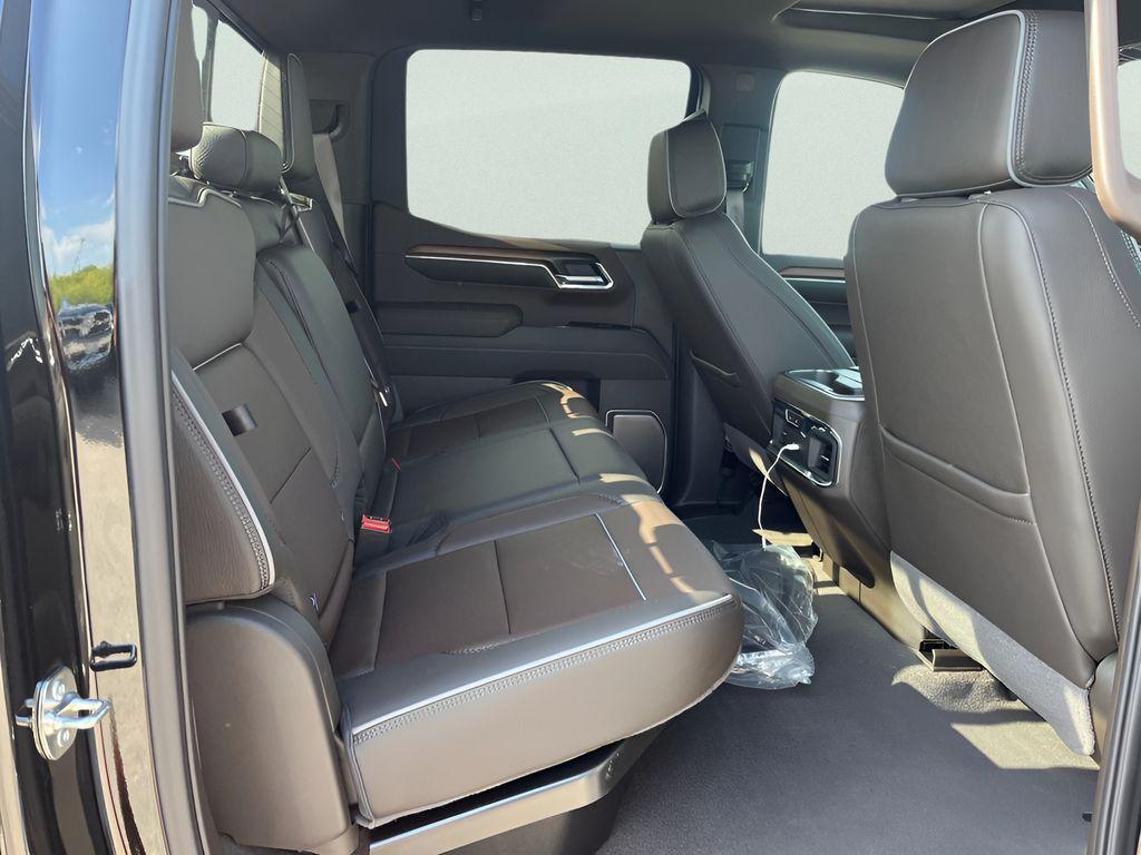 new 2025 GMC Sierra 1500 car, priced at $70,380